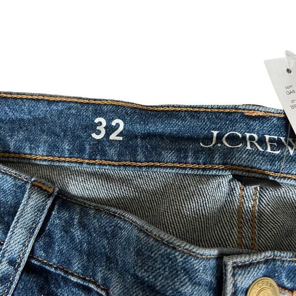 J. Crew High Rise A-line Denim Shorts in ancient laurel wash Size 32 - Picture 10 of 13